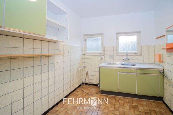 Nebengebäude-Waschküche