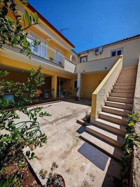 Vostarnica - Poluotok Häuser, Vostarnica - Poluotok Haus kaufen