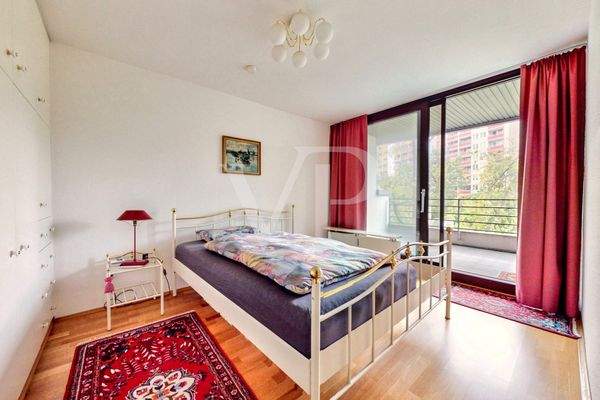 Schlafzimmer mit Terrassenzugang