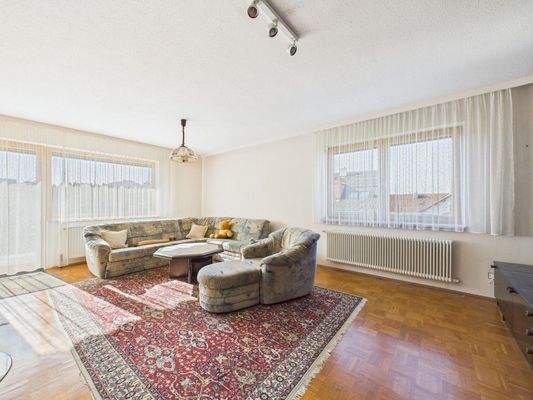 CAM04191G0-PR0028-STILL015