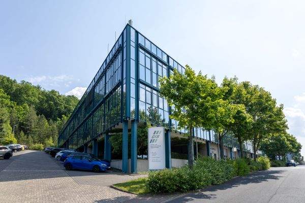 Repräsentatives Hauptgebäude