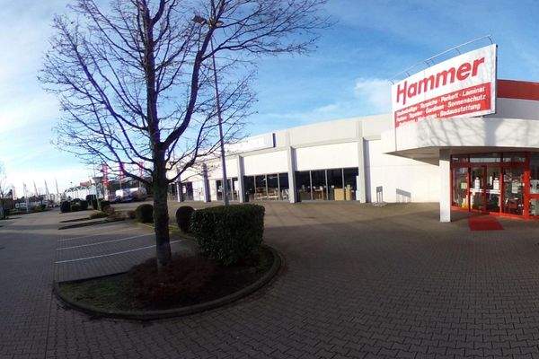 Eingangsbereich Fachmarkt