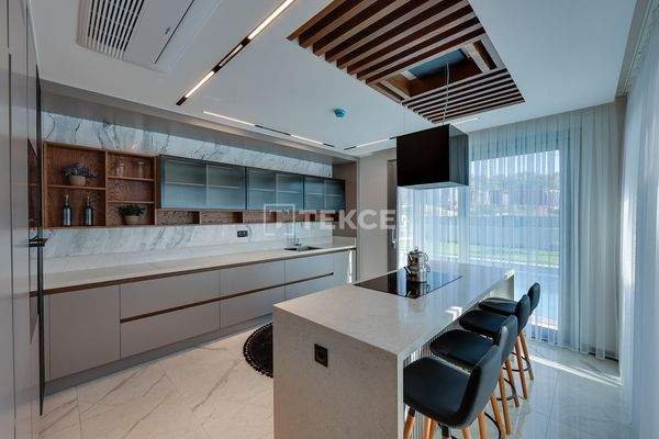 New Villas with Large Gardens and Private Pools in Kuşadası Aydın