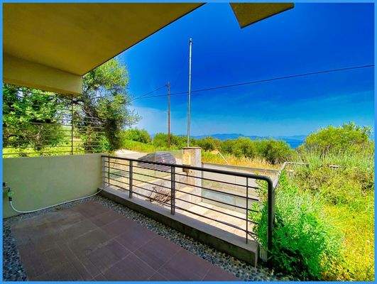 fc4c2b7ec8ed4c18a7b880fb751f05d8-original