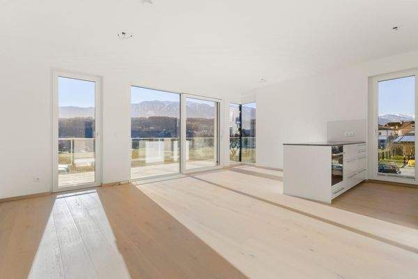 Wohnzimmer mit Kochinsel