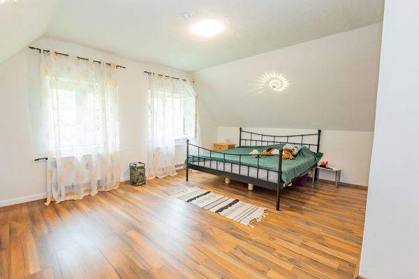 Schlafzimmer Wohnhaus 3