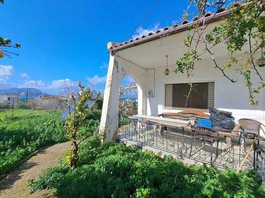 Kreta: Freistehendes Haus mit Meerblick in Plaka zu verkaufen