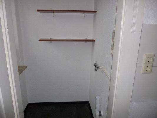 Abstellraum/Waschmaschine