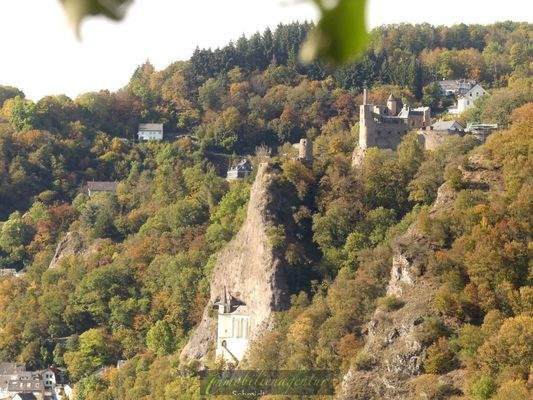 die Felsenkirche und das neue Schloss Oberstein
