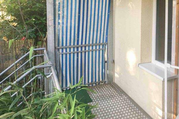 Terrasse mit Zugang Garten