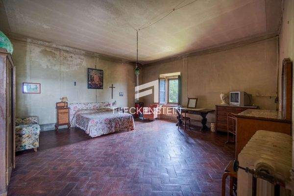 37  Ein Schlafzimmer Ostseite im zweiten  Stock