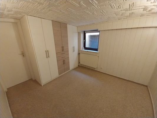 Zimmer Wohnkeller.jpg