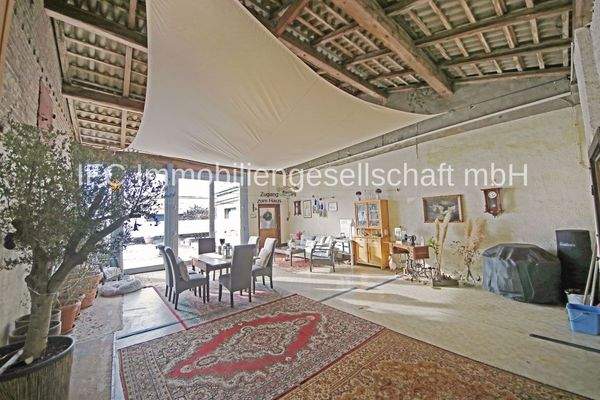 Torhaus / Eingangsbereich