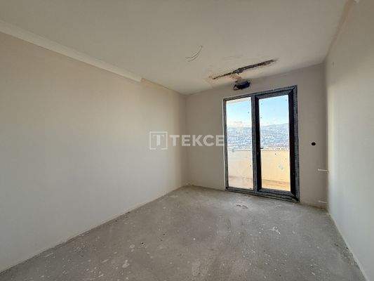 5-Bedroom Customizable Duplex Apartment in Trabzon Akçaabat