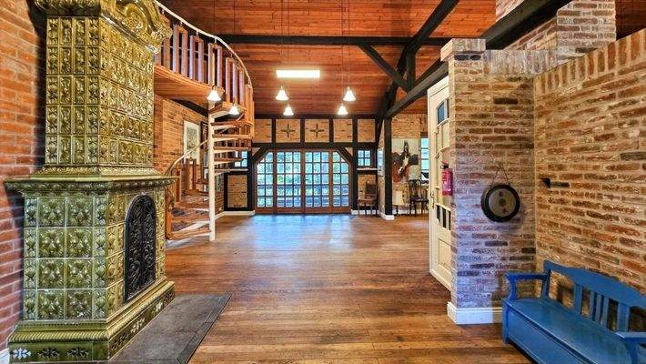 72 m² Wohnsaal im Obergeschoss