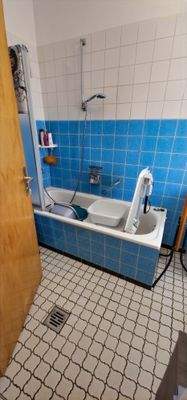 EG Wohnung rechts Bad