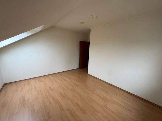 OG Raum 1 weitere Ansicht.JPEG