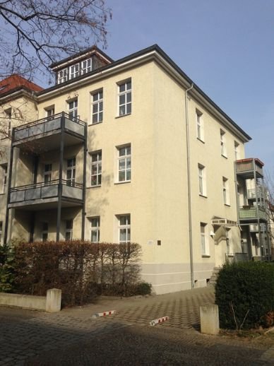 Geräumige 2-Raum Wohnung mit Balkon in beliebtester Lage von Magdeburg.