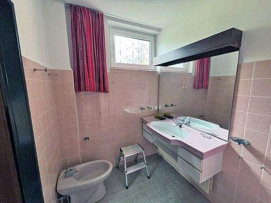 Badezimmer Untergeschoss