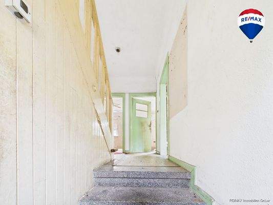 REMAX Immobilien DeLux Einfamilienhaus Diele Ballweiler Mark Borowicz