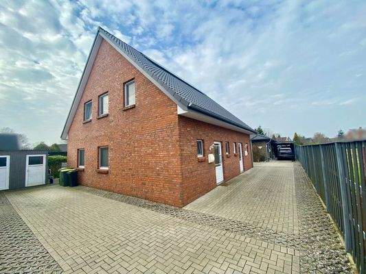 12) Doppelhaus, Außenansicht