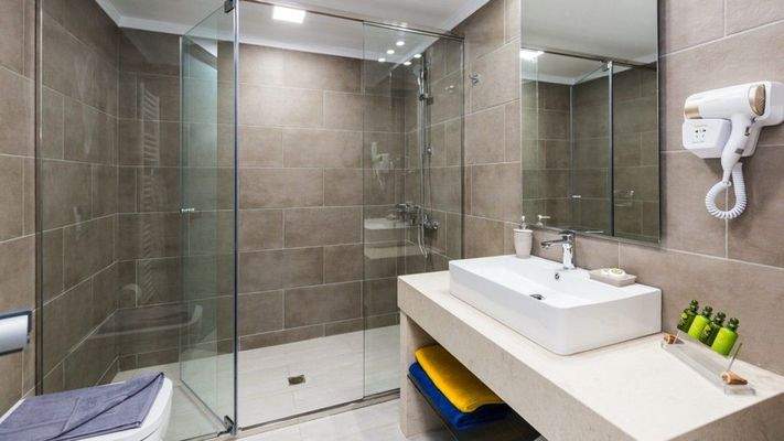 Hotel-for-sale-in-Chania-For-Sale-Hotel-for-sale-i