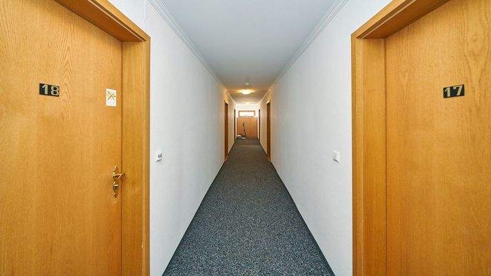 OG_Flur_zu_Gästezimmern