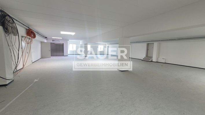 2.OG Gewerbeetage Lager mit Lastenfahrstuhl