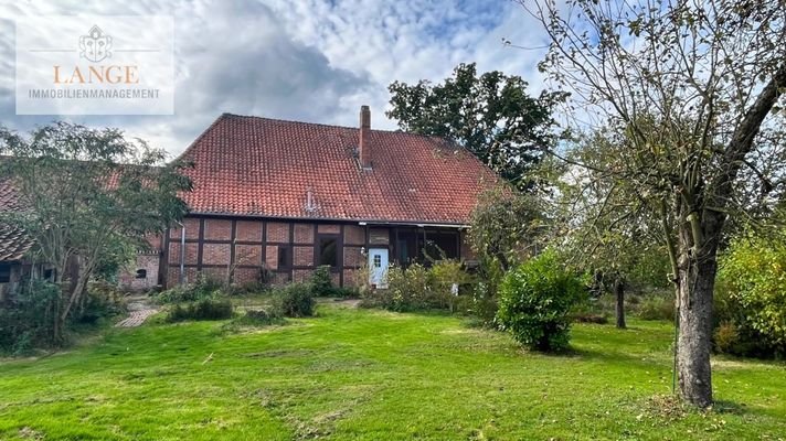 Garten seitlich