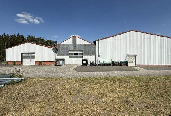 Halle-Werkstatt Seitenansicht