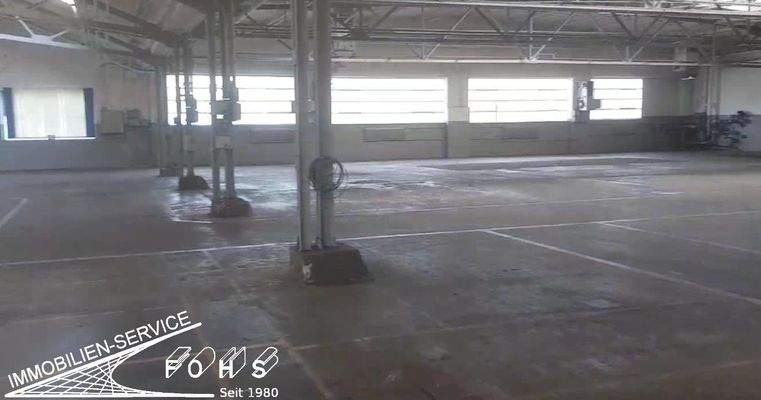 Halle 4.000,5 m²teilbar innen 2 