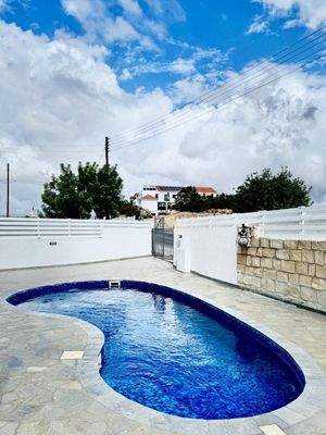 758760-detached-villa-for-rent-in-pissouri_orig.jp