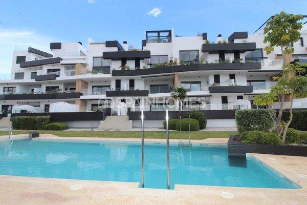 Luxury Apartment with Communal Pool & Sea Views in Orihuela