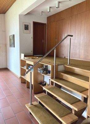 Aufgang zu den weiteren Zimmern.