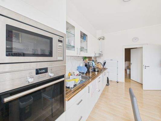 CAM01223G0-PR0168-STILL024