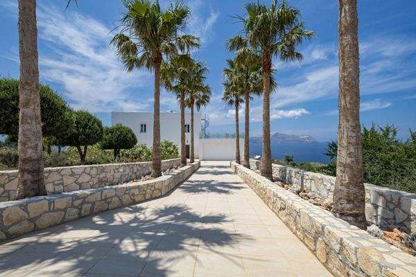 Kreta, Kokkino Chorio: Exotische Villa mit Panoramablick auf das Meer zu verkaufen