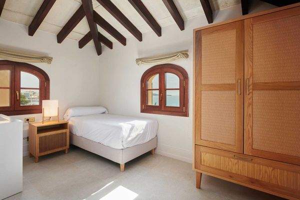 Luxusvilla in erster Meereslinie zu vermieten in Cala Ratjada, Mallorca