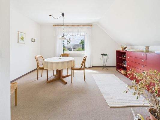 Wohn-/Esszimmer Dachgeschoss