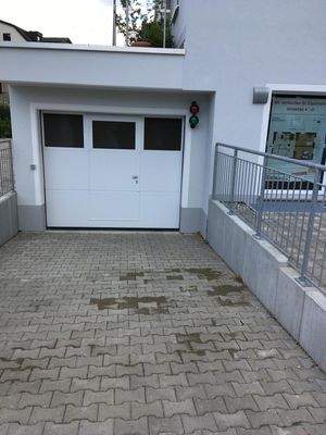 Zufahrtstor Tiefgarage.jpg