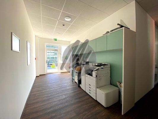 INFOS UNTER: 06171-586000