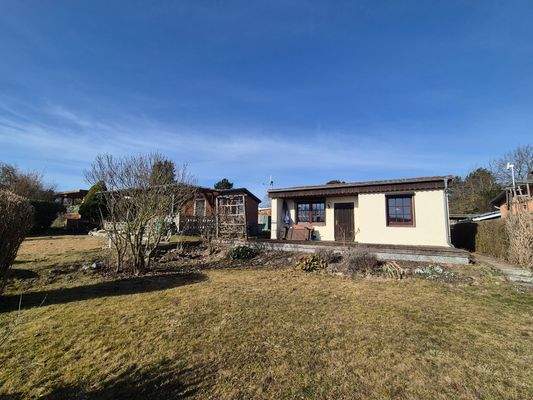 Grundstück/pflegeleichter Garten