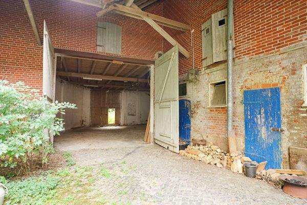 Zugang zur großen Scheune