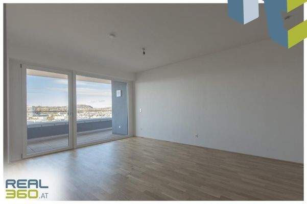 Heller Wohn- und Essbereich