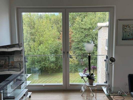 seitlicher Ausblick ins Grüne