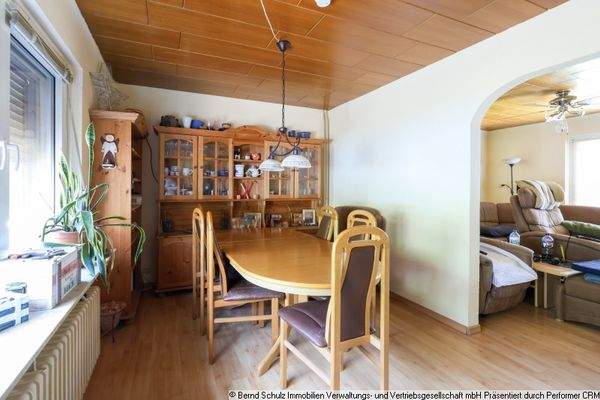 5 Essecke mit Durchgang zum Wohnzimmer