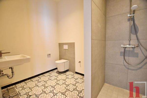 Wohnung 5 - Badezimmer