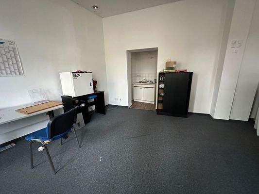 Büro mit Kochnische