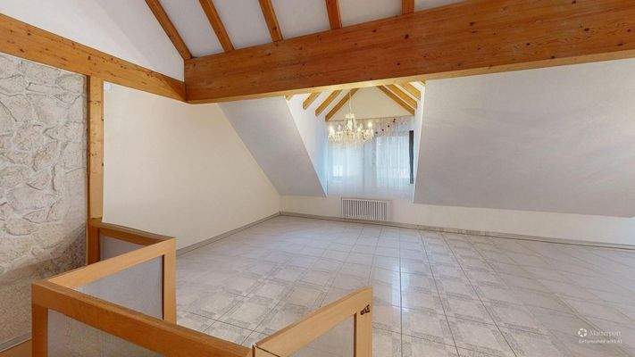 Schlossweg-5-Living-Room-Defurnished 8