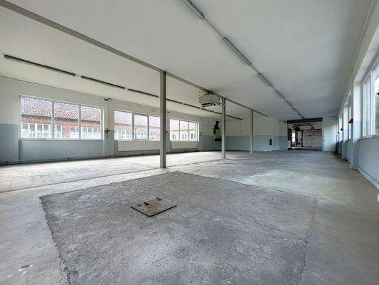 Halle 1 (links): Der Hauptteil ist sehr hell 