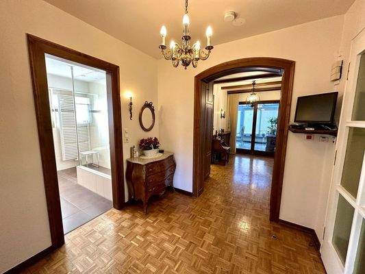 Hochwertiges Echtholzparkett